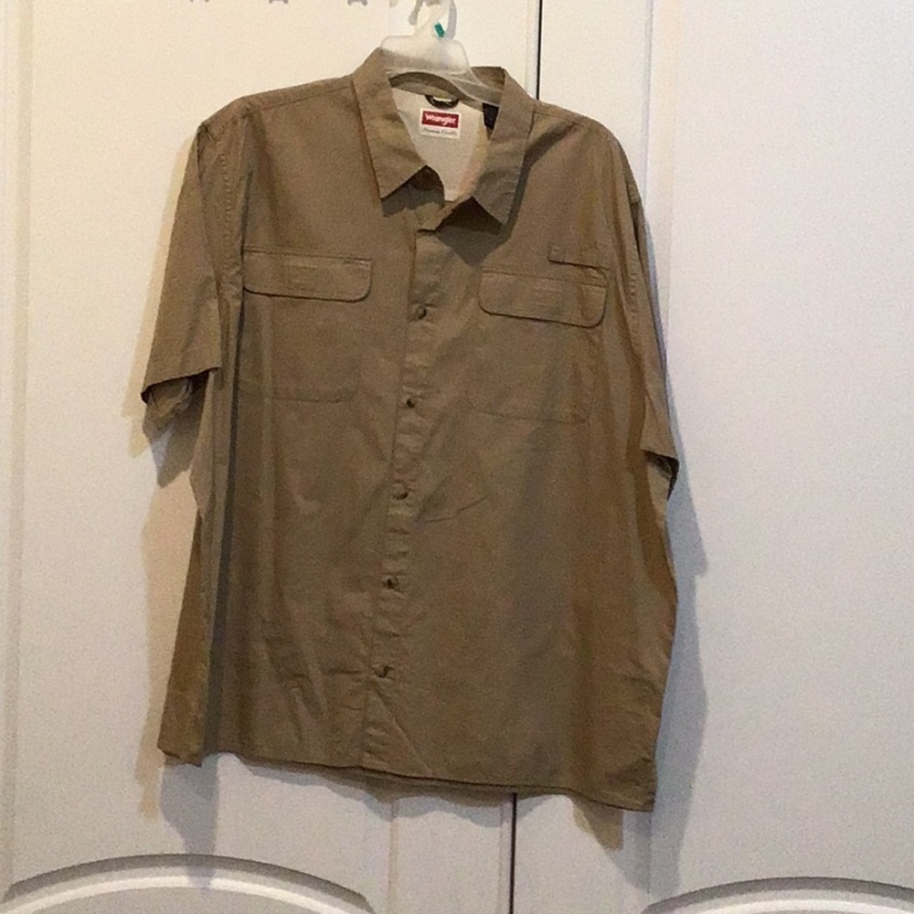Wrangler khaki button down sz 3x